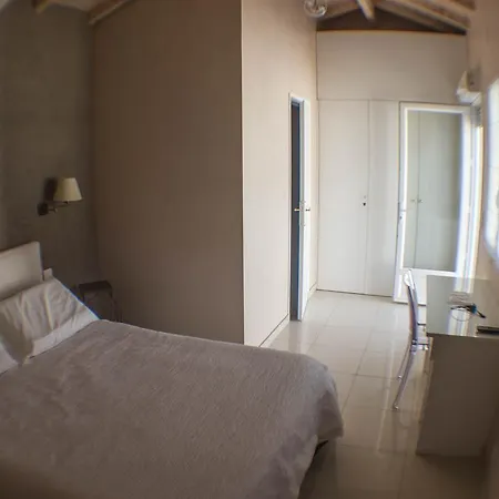 Bed and Breakfast Yoda 3*